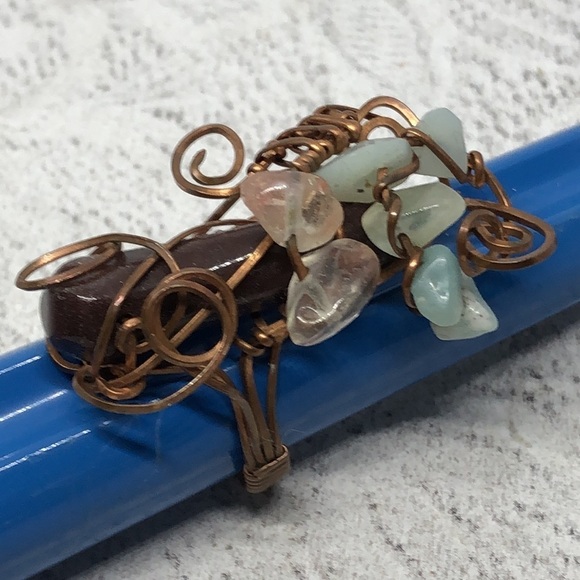 Artisan handmade copper wire stone statement ring rustic stone cluster brutalist - Picture 2 of 7